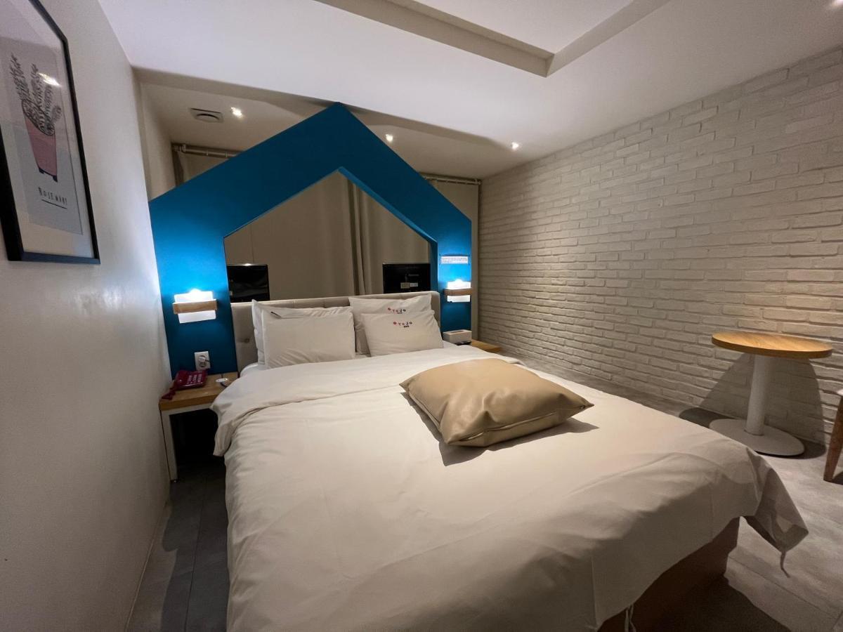 Hotel Yaja Hwajeong Station Kojang Kültér fotó