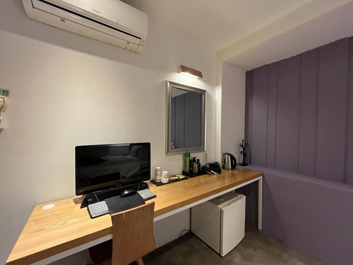 Hotel Yaja Hwajeong Station Kojang Kültér fotó