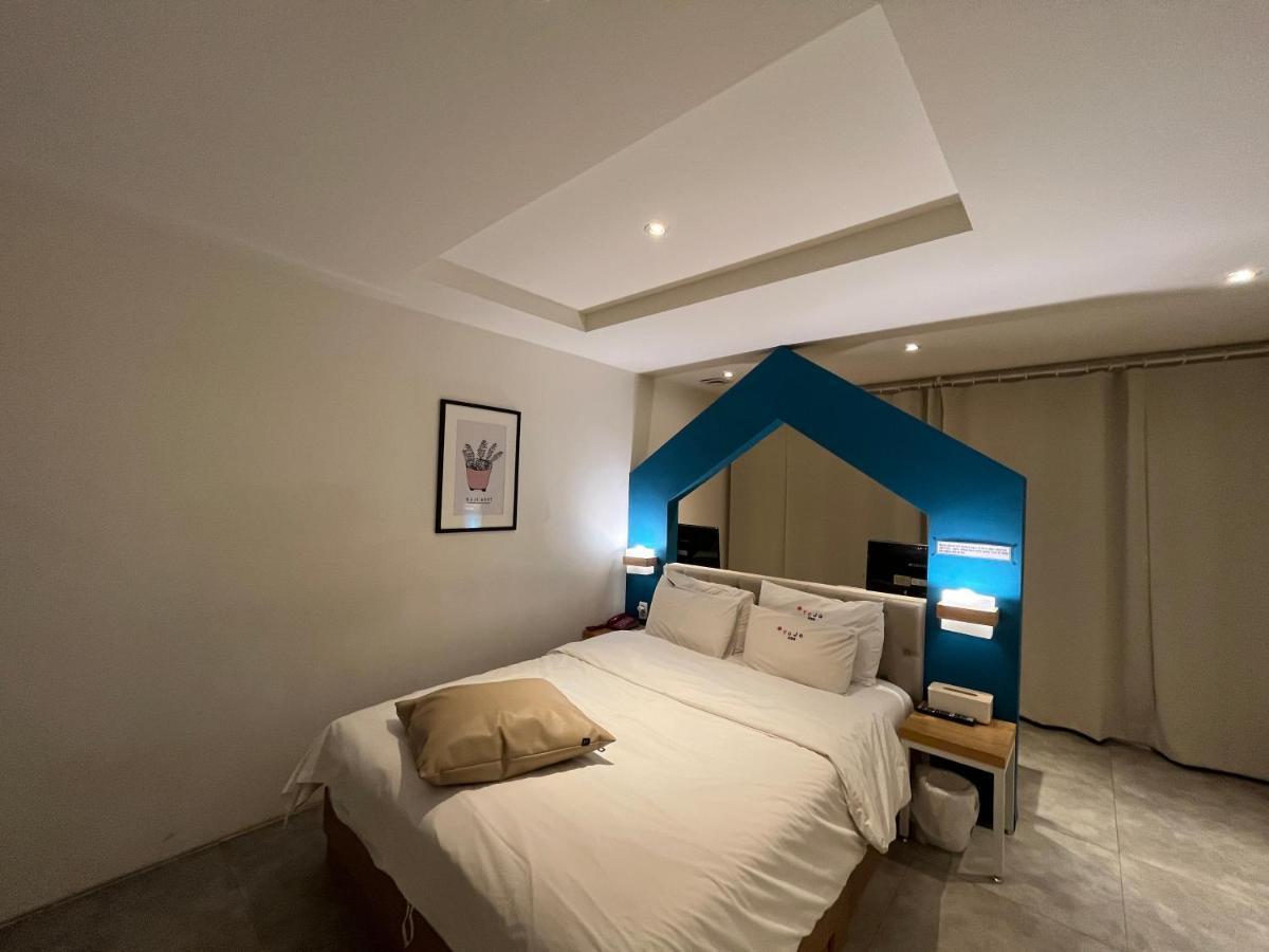 Hotel Yaja Hwajeong Station Kojang Kültér fotó
