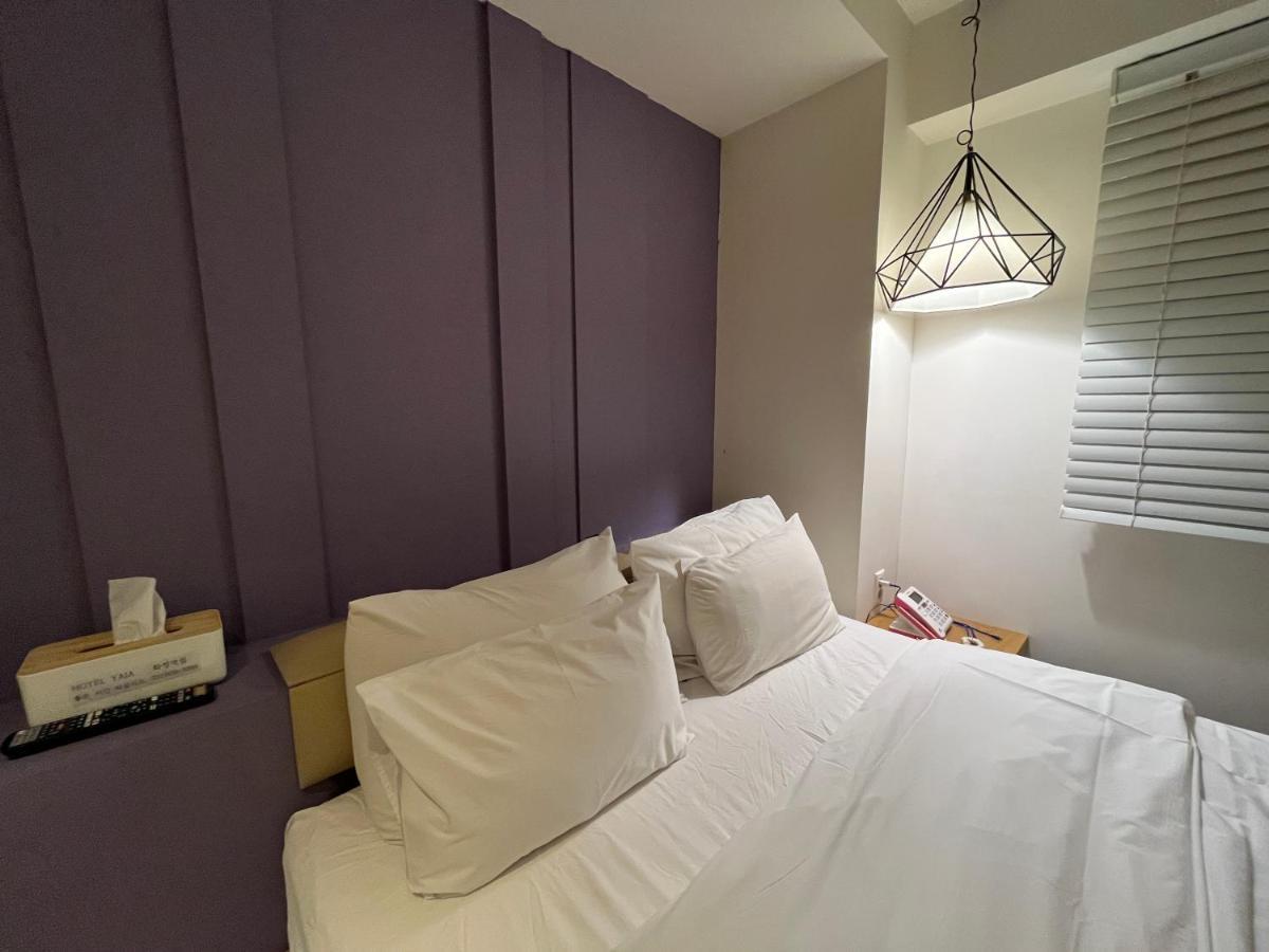 Hotel Yaja Hwajeong Station Kojang Kültér fotó