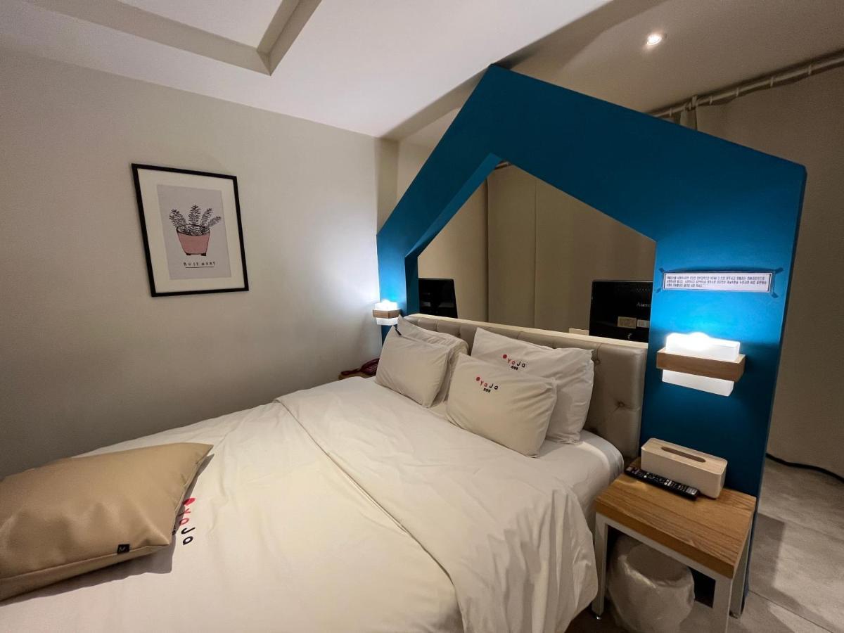 Hotel Yaja Hwajeong Station Kojang Kültér fotó
