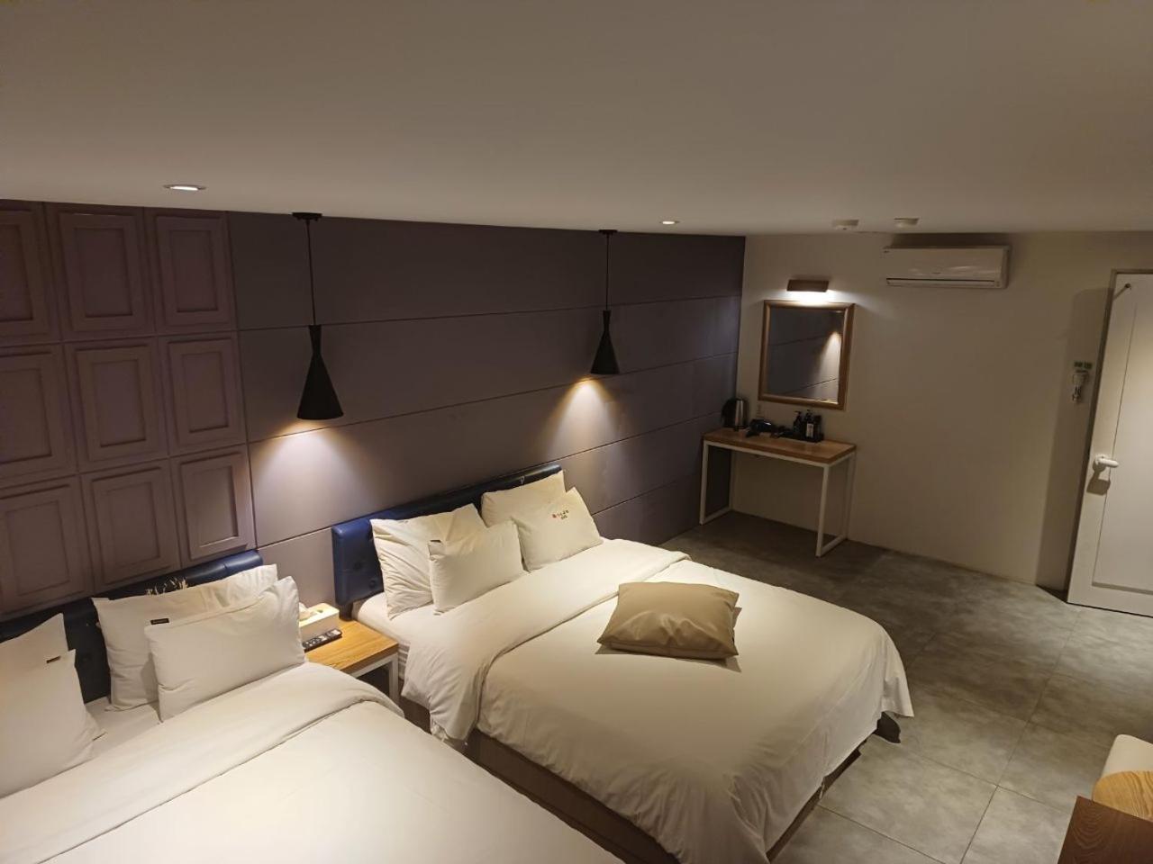 Hotel Yaja Hwajeong Station Kojang Kültér fotó