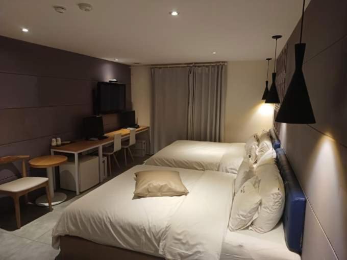 Hotel Yaja Hwajeong Station Kojang Kültér fotó
